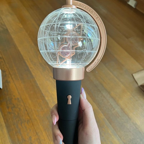 Ateez Official Lightstick Version 1 new with batteries and box