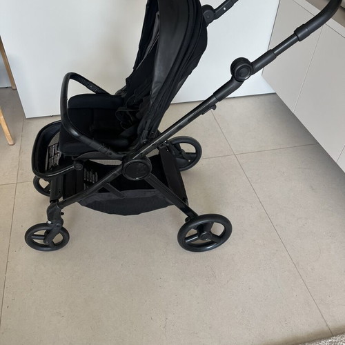 Anex IQ 3-in-1 Baby Stroller like new with car mirror and bag