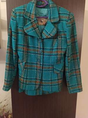 Louisa suit size 44 excellent condition