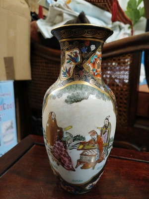 Satsuma vase used, hand painted, height 21cm