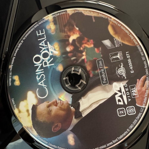 DVD casino royale James Bond 007