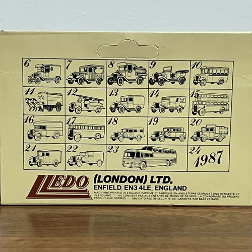 Lledo Days Gone Hershey’s Chocolate Milk Diecast model like new with box