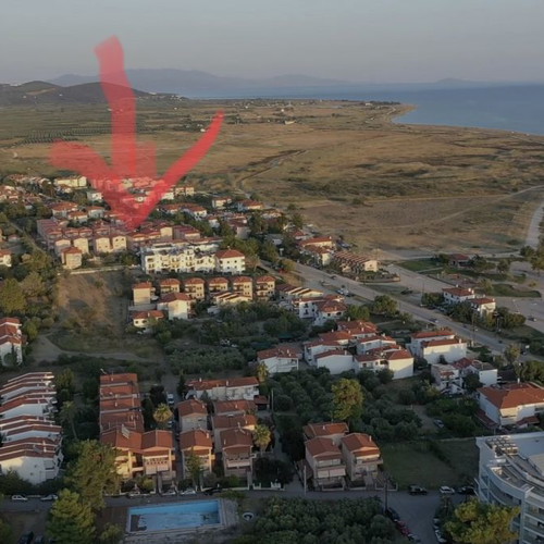 Land 2,500 sqm corner plot in Psakoudia Halkidiki, buildable