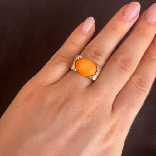 Vintage 925 silver ring with orange stone used