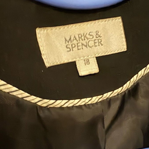Marks & Spencer jacket size 18 UK black like new