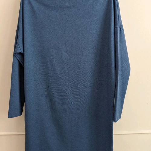 Dress blouse used, size 42, blue