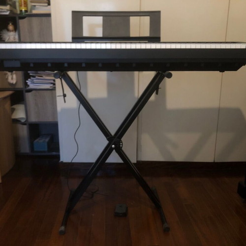 Yamaha P-45 electric piano stage piano