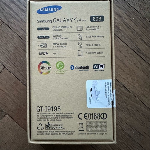 Κουτί και θήκη Samsung Galaxy S4 mini μεταχειρισμένα