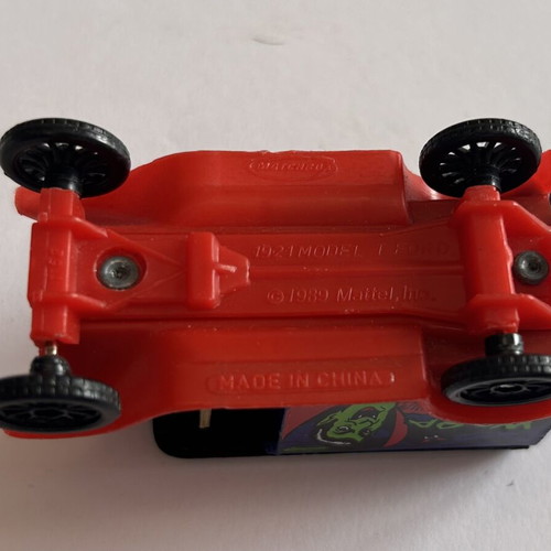 Matchbox 2005 Model T Ford Van 1921 Dracula