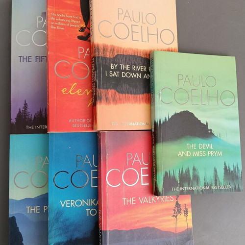 Paolo Coelho Collection of 7 English Books in Box like new