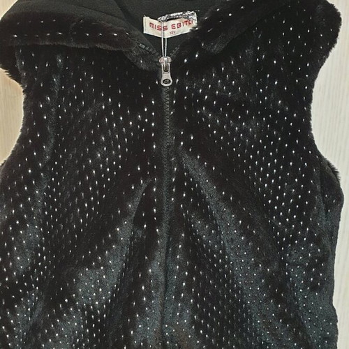 Evita sleeveless jacket new for 12-year-old girls black