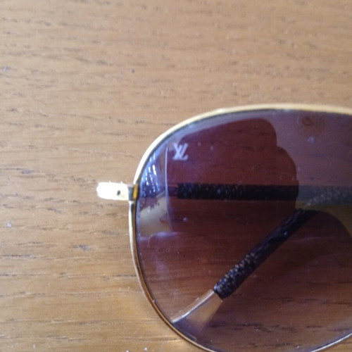 Louis Vuitton sunglasses like new, brown