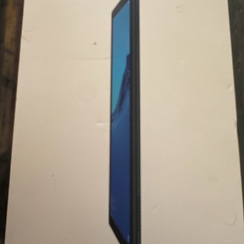 Huawei MediaPad like new with case and box