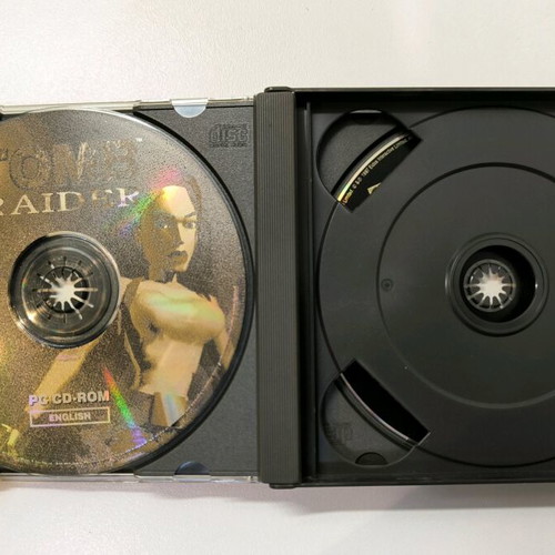 Tomb Raider II PC used, Greek edition Centric, 2 CD set
