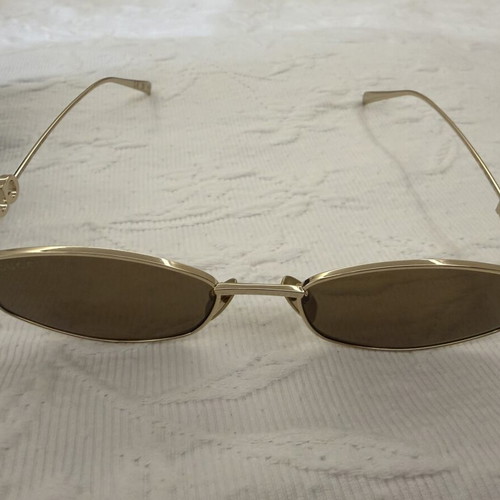 Gucci women's sunglasses GG1802S 005 with gold metal frame and brown lenses new