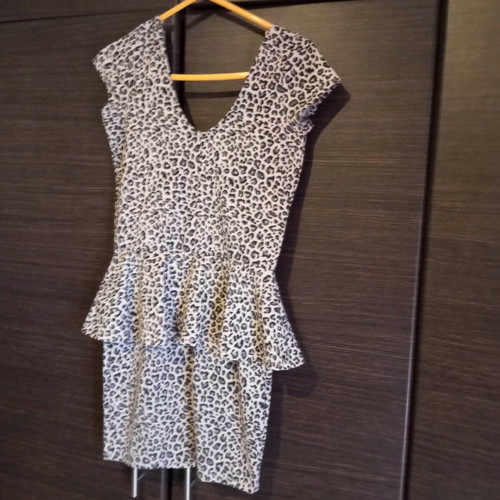 Bershka women's dress like new, black and beige, size 28