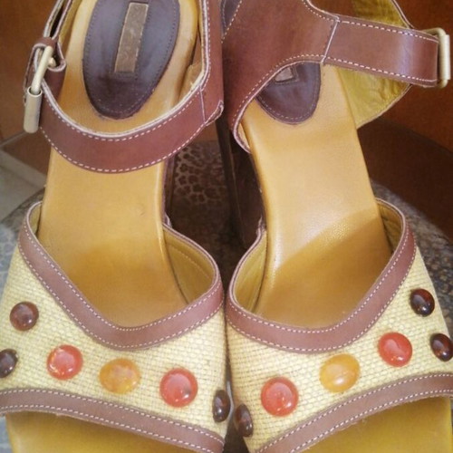 Alisia women's shoes size 41 like new, brown colorful