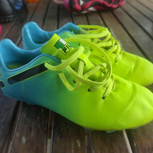 Fila football shoes size 31 like new