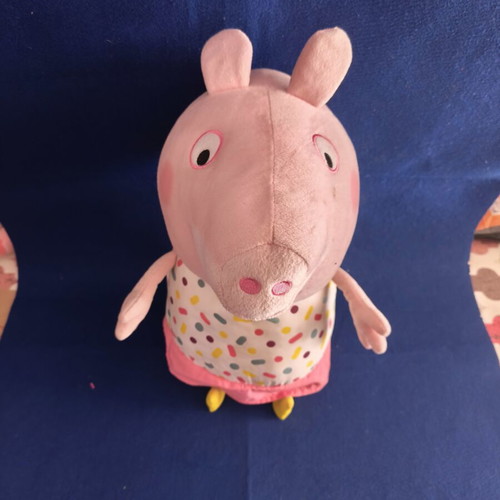 Peppa Pig plush toy, about 40cm