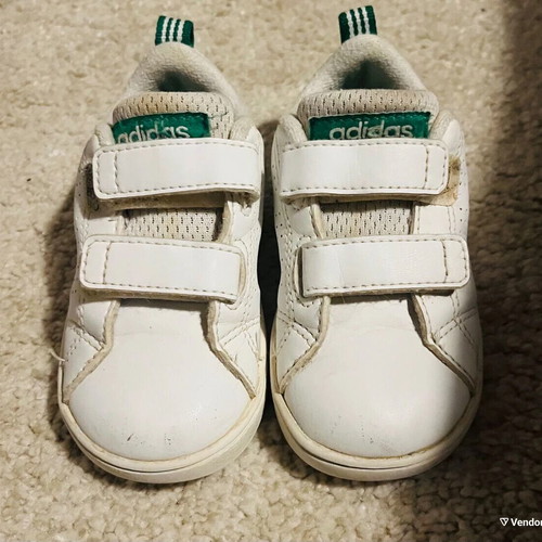 Adidas kids athletic shoes used, pack of 4, sizes 21-24