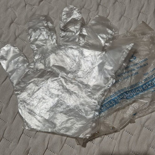 Disposable transparent gloves pack of 7 for hair dye