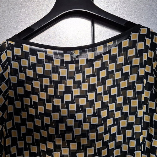 Denny Rose blouse long bell sleeve asymmetrical like new