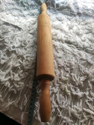 Wooden rolling pin like new in very good condition