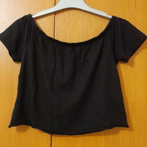 Run DMC crop top with print like new, black, XS