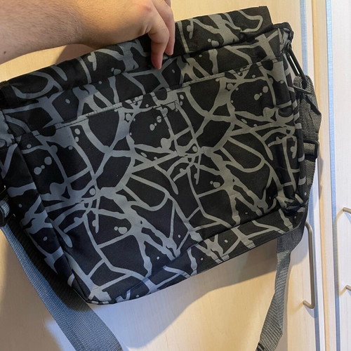 Urban crossbody bag new, black