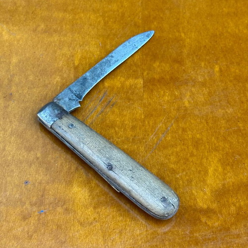 Vintage wooden folding pocket knife 8.7 cm, used