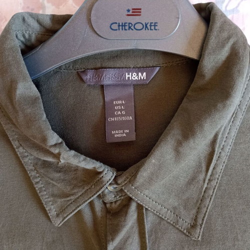 H&M short-sleeve shirt Large, khaki green, 100% cotton, like new