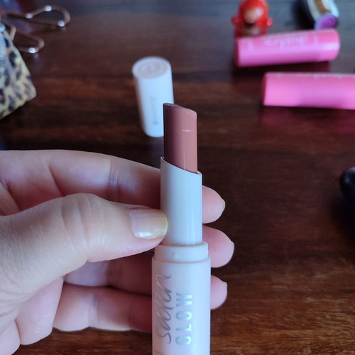 Lipstick set used, six shades including Mac and Nyx