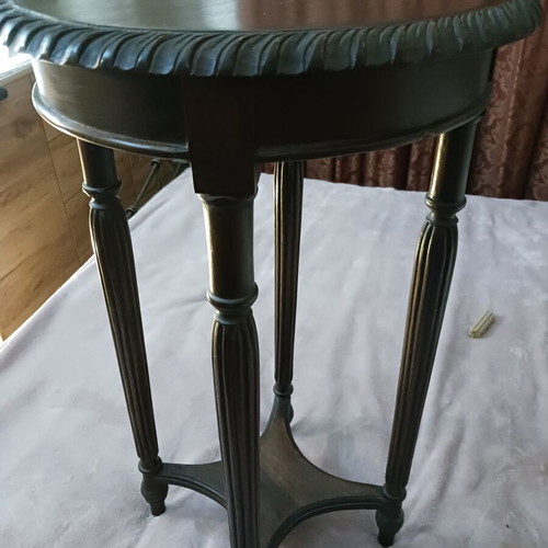 Vintage antique solid wood coffee table like new