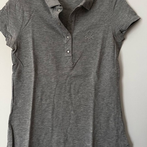 Benetton polo shirt like new, grey size M