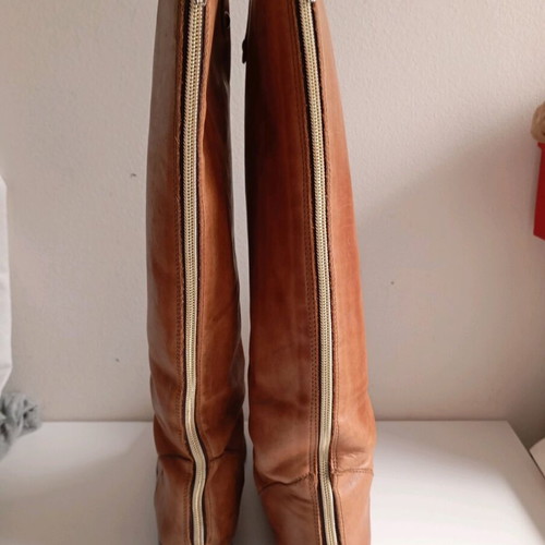 Leather women's boots used, size 38, brown