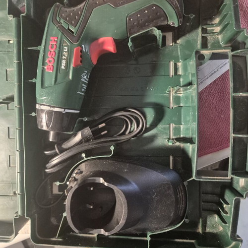 Bosch PSR 7,2 LI Rechargeable Cordless Drill used with Charging Base and Case