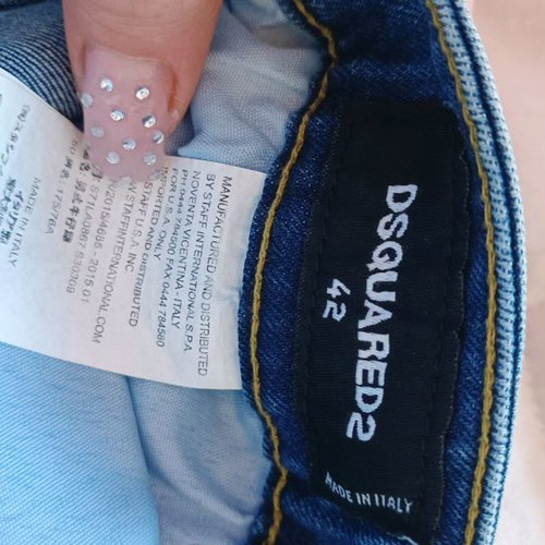 Dsquared2 jeans new, straight fit no42