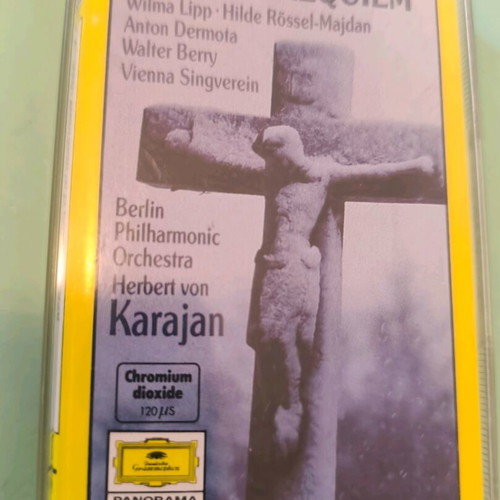 Mozart Requiem like new, Berlin Philharmonic Orchestra, Herbert von Karajan