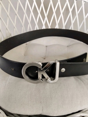 Calvin Klein Jeans (CKJ) leather belt used, black, 110 cm