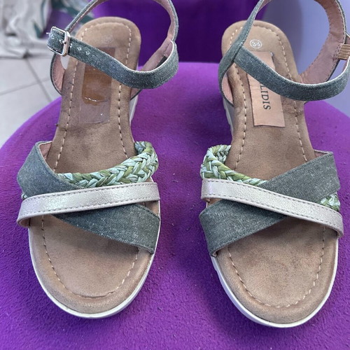 Vekelidis women's shoes size 38 used, summer, beige and green