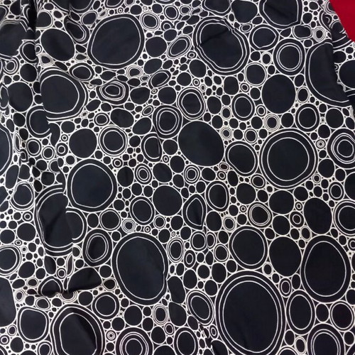 Fabric very good quality 1.5x1.5 new, thin and airy