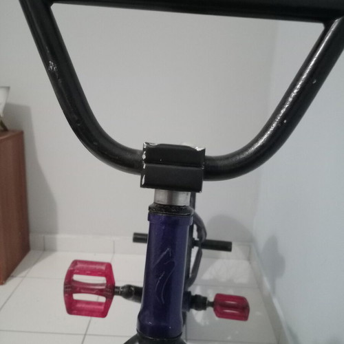 BMX freestyle bike like new with removable storage and new tires