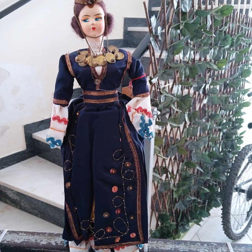 Decorative doll with traditional costume, 35cm