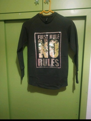 Children's black sweatshirt like new, size 140 cm for 10 years old