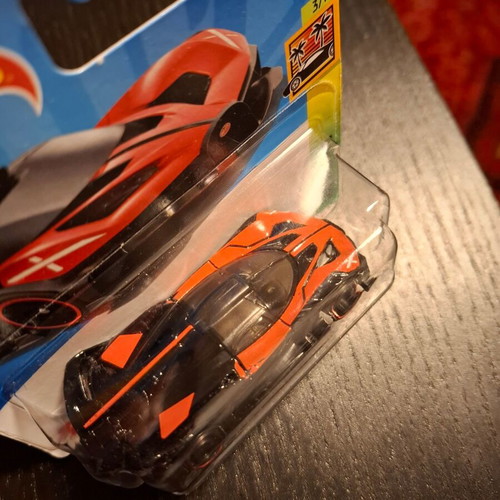 Bugatti Bolide Hot Wheels 2024 καινούργιο