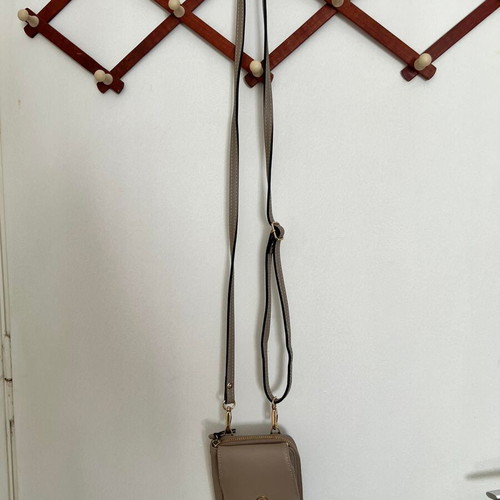 Pearl Angelli crossbody wallet bag used, beige, with compartments