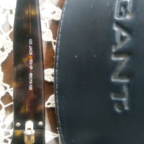 Gant sunglasses used, brown frame with polarized lenses