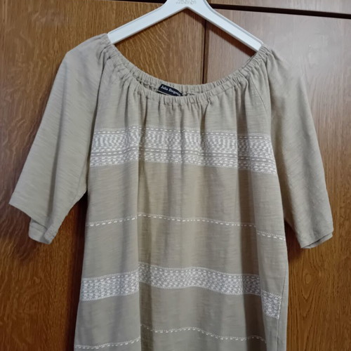 Julia Bergovich summer blouse beige size S new, 100% cotton