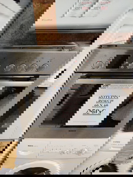 Κουζίνα BOSCH Inox 60 x 60 με κεραμικές εστίες σε άριστη κατάσταση