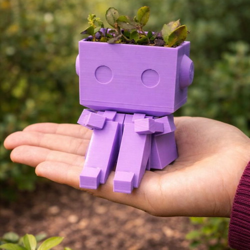 Robot planter 3D printed new for small plants